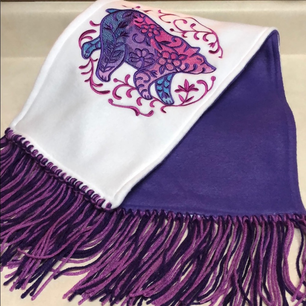 Purple Polar Bear Scarf 🐻 - Picture 2 of 3